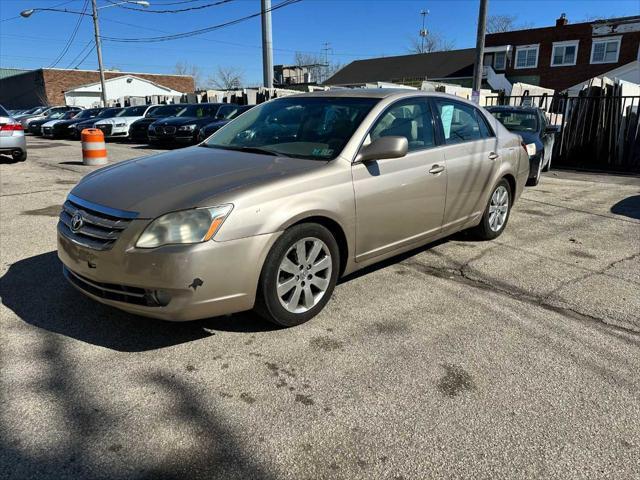 used 2005 Toyota Avalon car, priced at $4,499