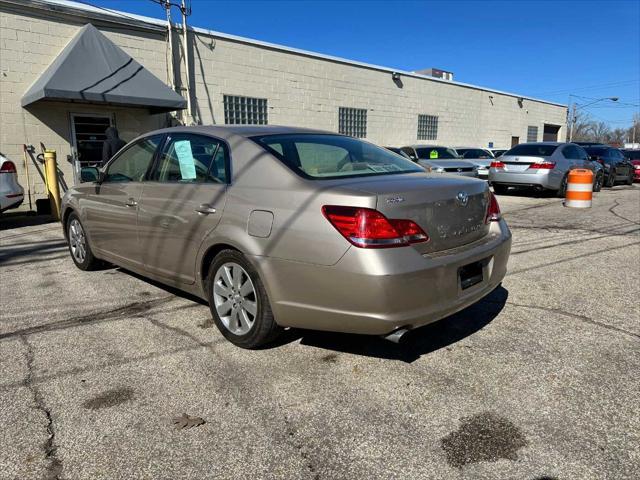 used 2005 Toyota Avalon car, priced at $4,499