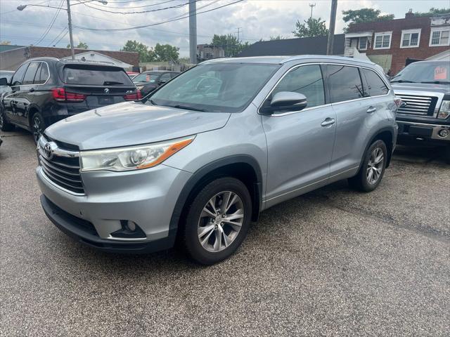 used 2014 Toyota Highlander car, priced at $10,999