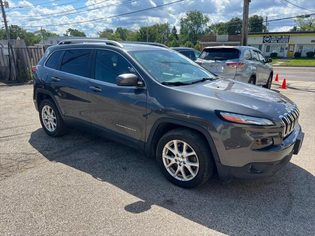 used 2016 Jeep Cherokee car, priced at $7,499