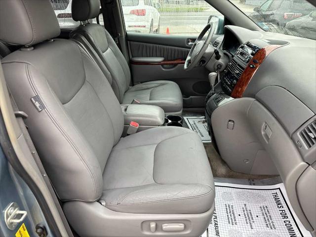 used 2005 Toyota Sienna car, priced at $4,499