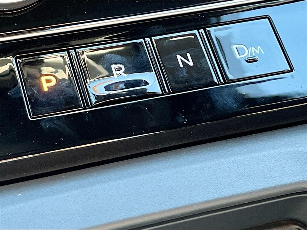 new 2025 Nissan Armada car, priced at $75,268