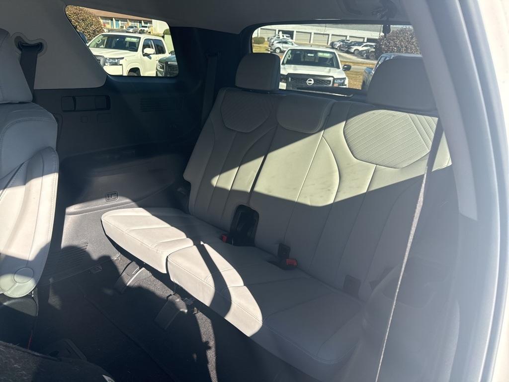 used 2024 Hyundai Palisade car, priced at $32,500