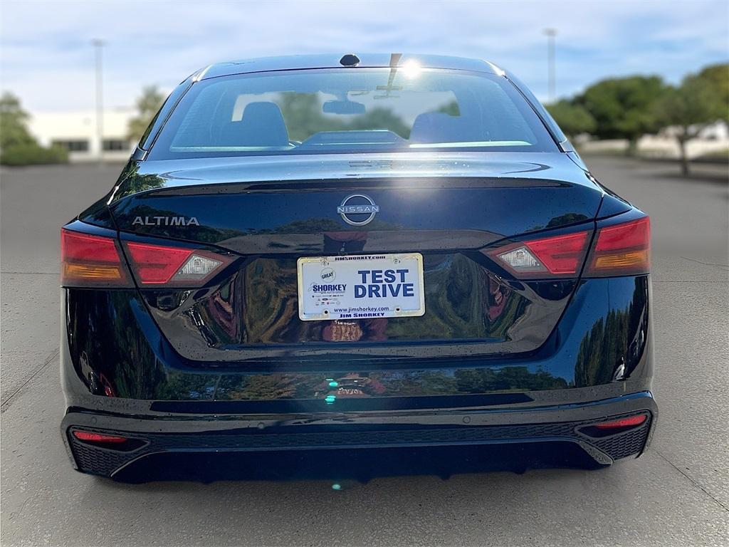 new 2025 Nissan Altima car, priced at $25,512