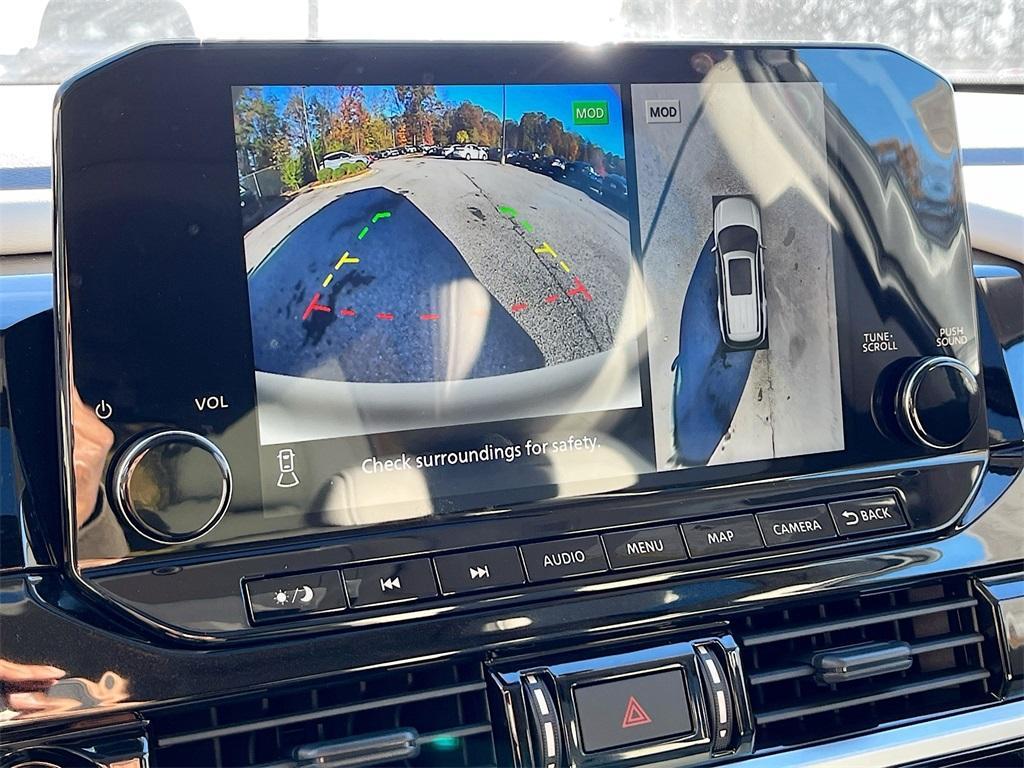 new 2025 Nissan Pathfinder car, priced at $43,979