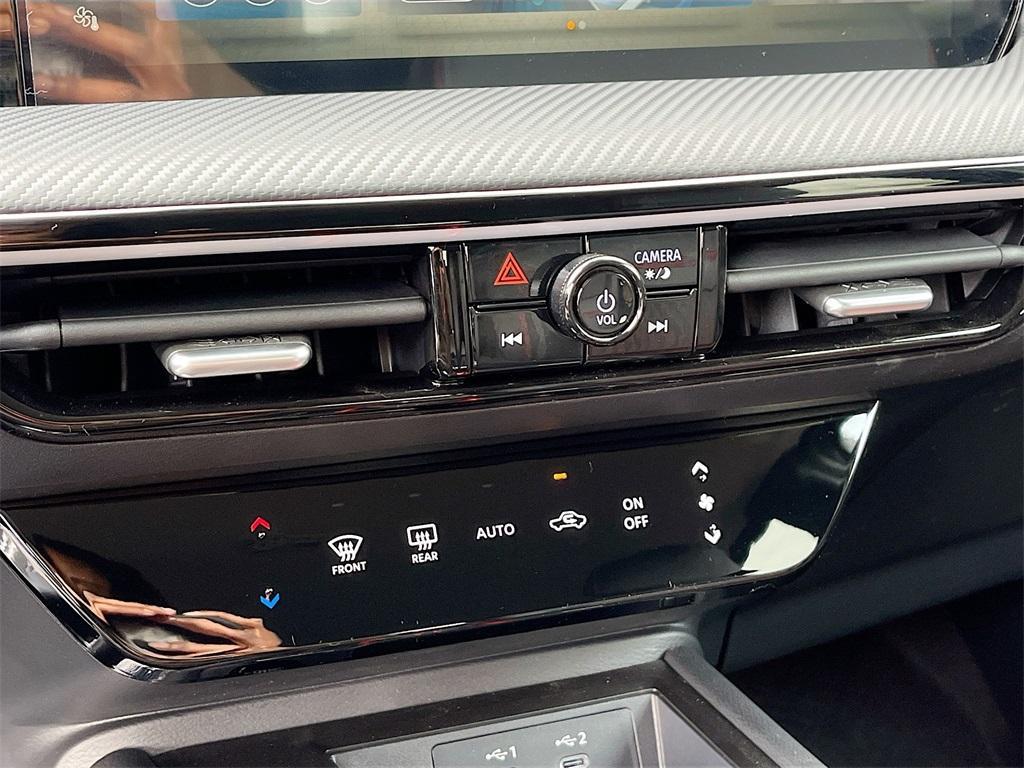 new 2025 Nissan Kicks car, priced at $28,456