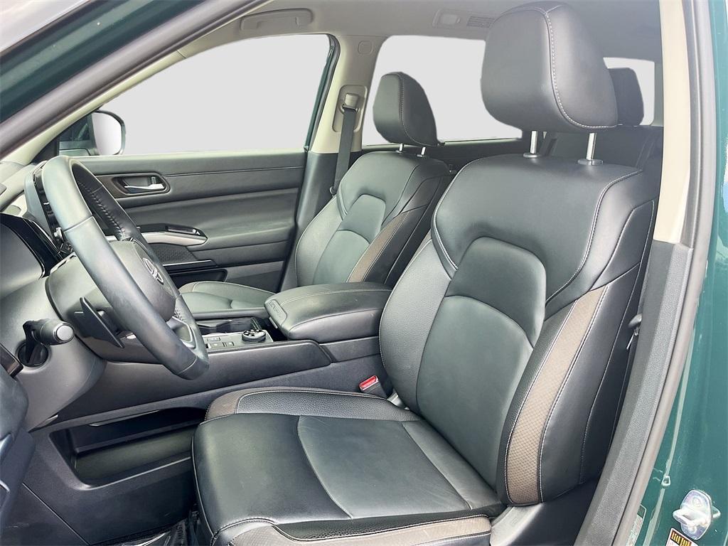 used 2023 Nissan Pathfinder car, priced at $34,191