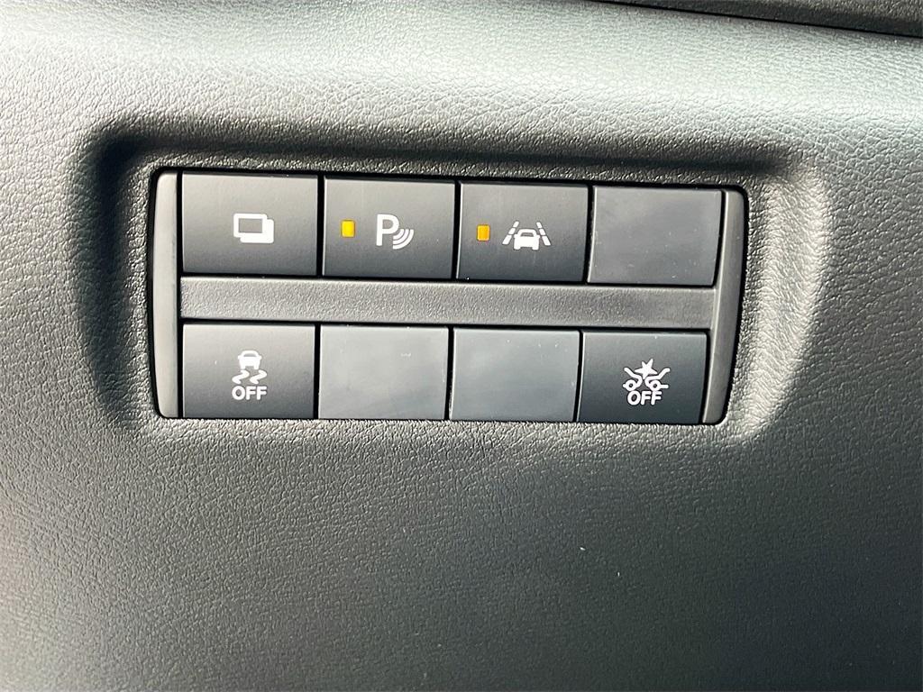 new 2025 Nissan Versa car, priced at $20,037