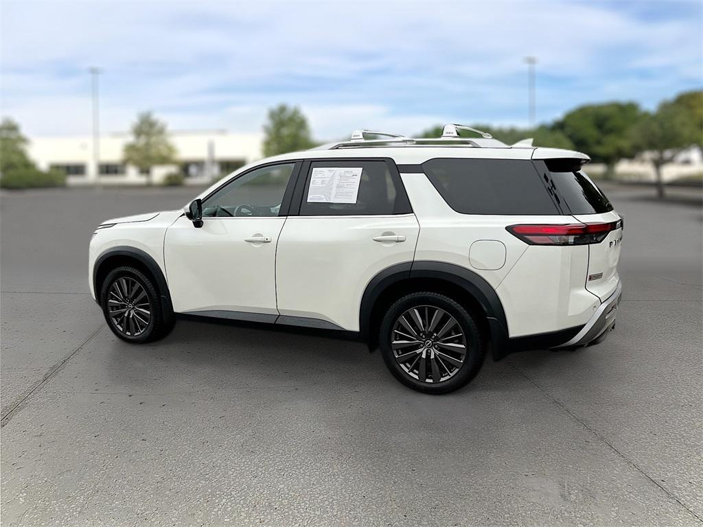 used 2022 Nissan Pathfinder car, priced at $26,400