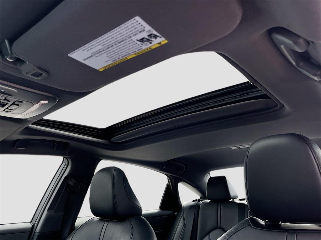 used 2021 Toyota Avalon Hybrid car, priced at $22,491