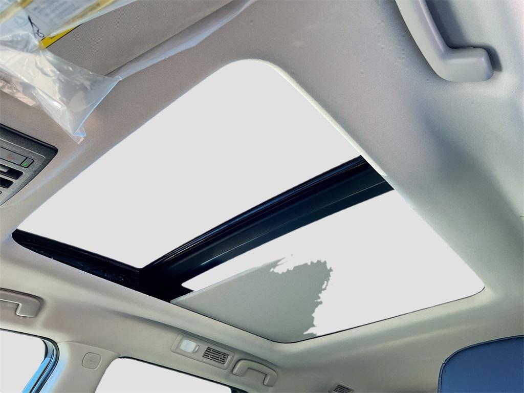 new 2025 Nissan Pathfinder car, priced at $48,310