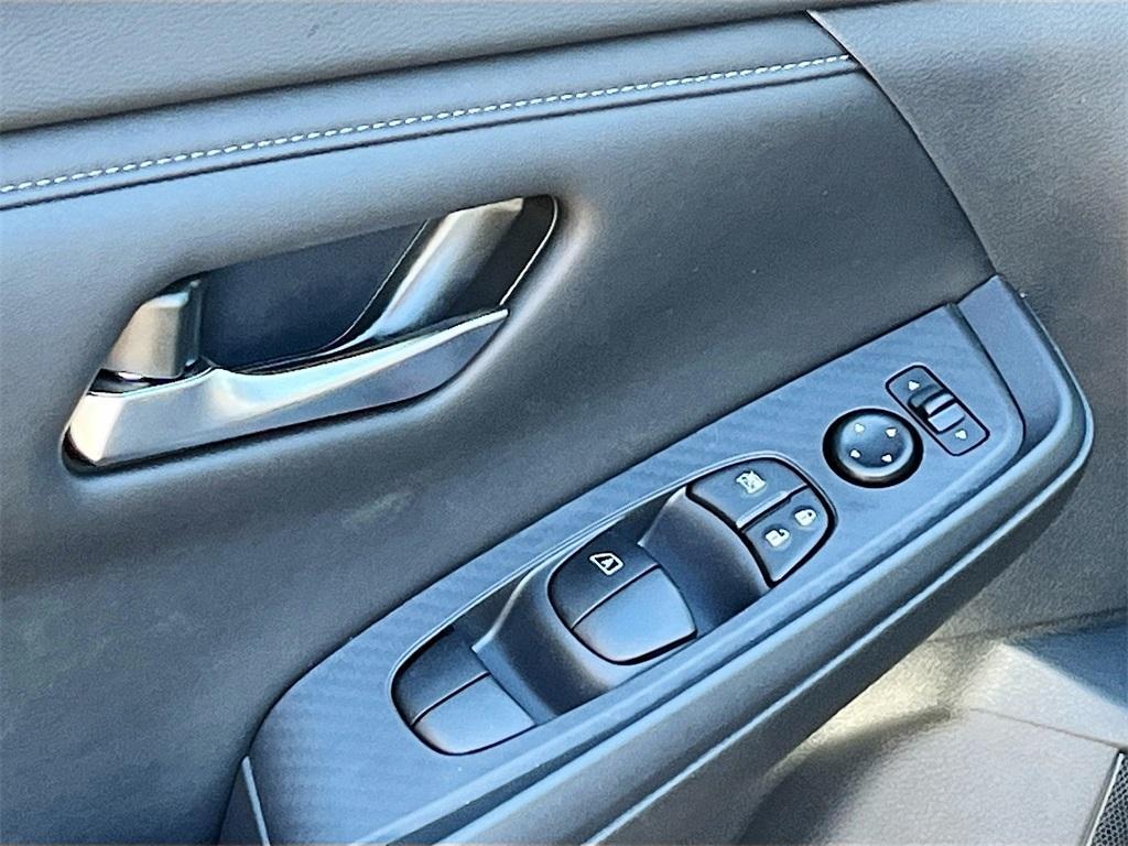 new 2025 Nissan Sentra car, priced at $23,185