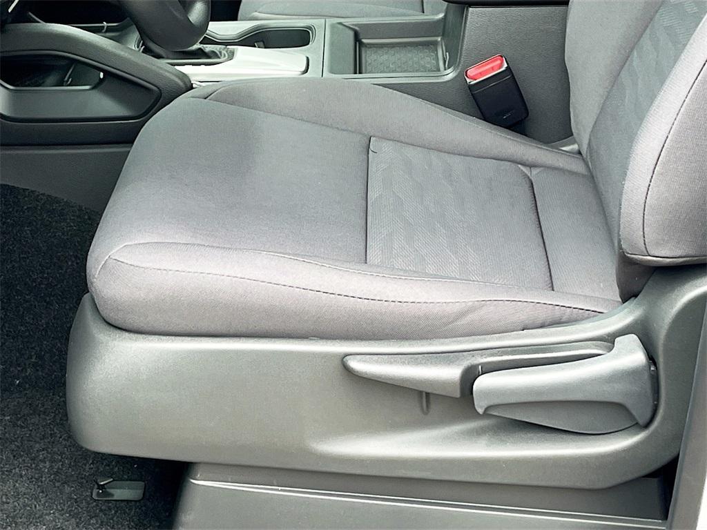 new 2025 Nissan Frontier car, priced at $31,750