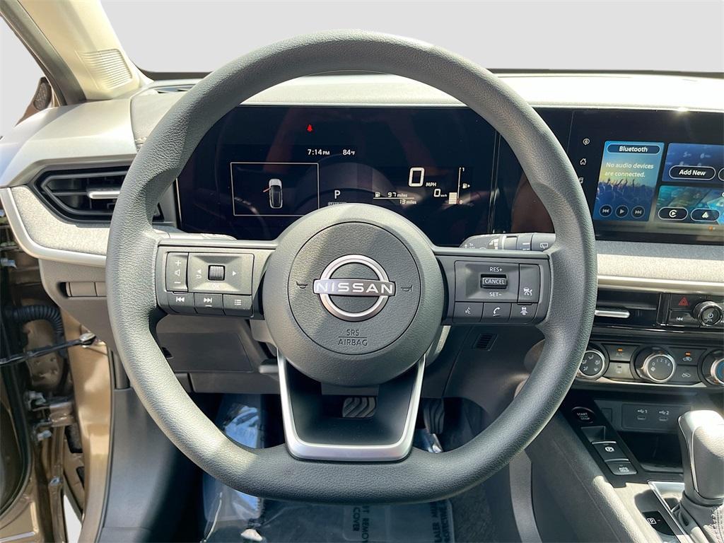new 2025 Nissan Kicks car, priced at $25,441