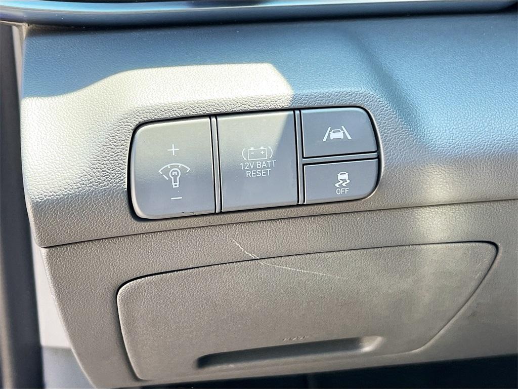 used 2023 Hyundai ELANTRA HEV car, priced at $17,899