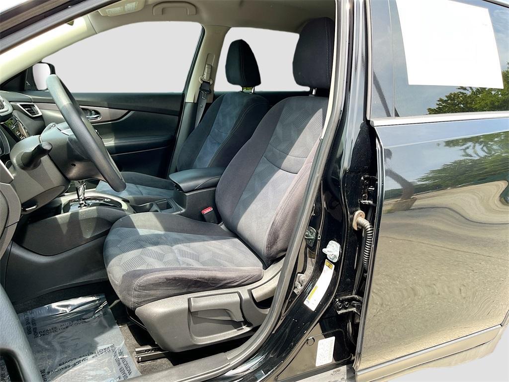 used 2016 Nissan Rogue car, priced at $10,614