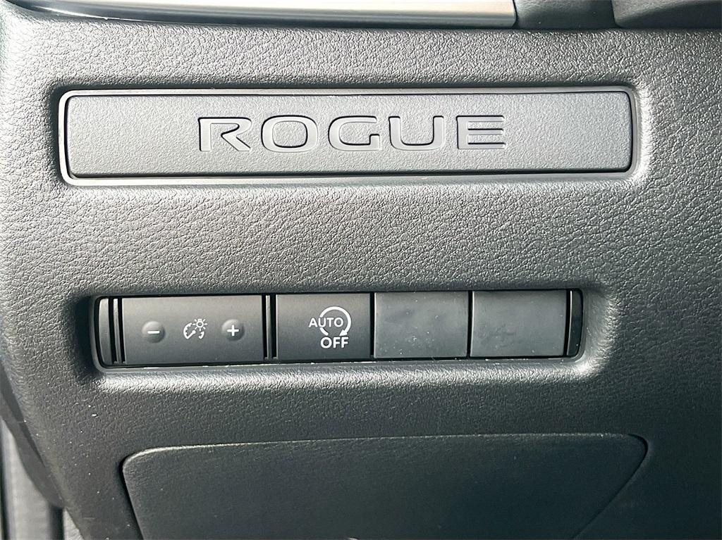new 2025 Nissan Rogue car, priced at $30,006