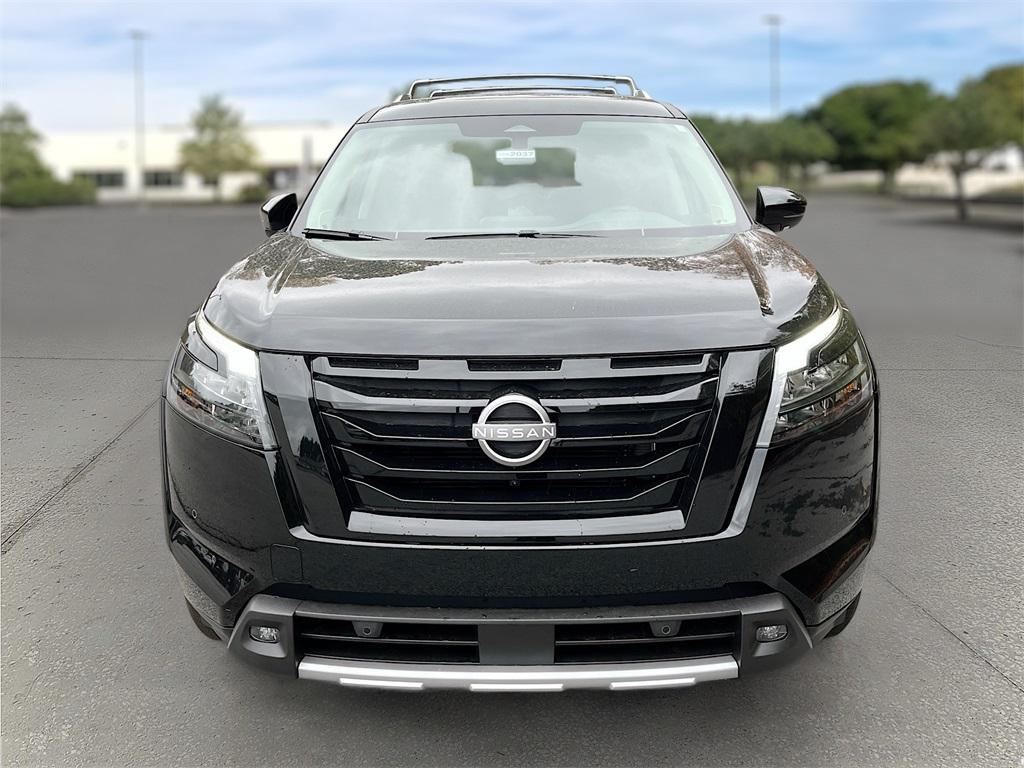 new 2025 Nissan Pathfinder car, priced at $43,945