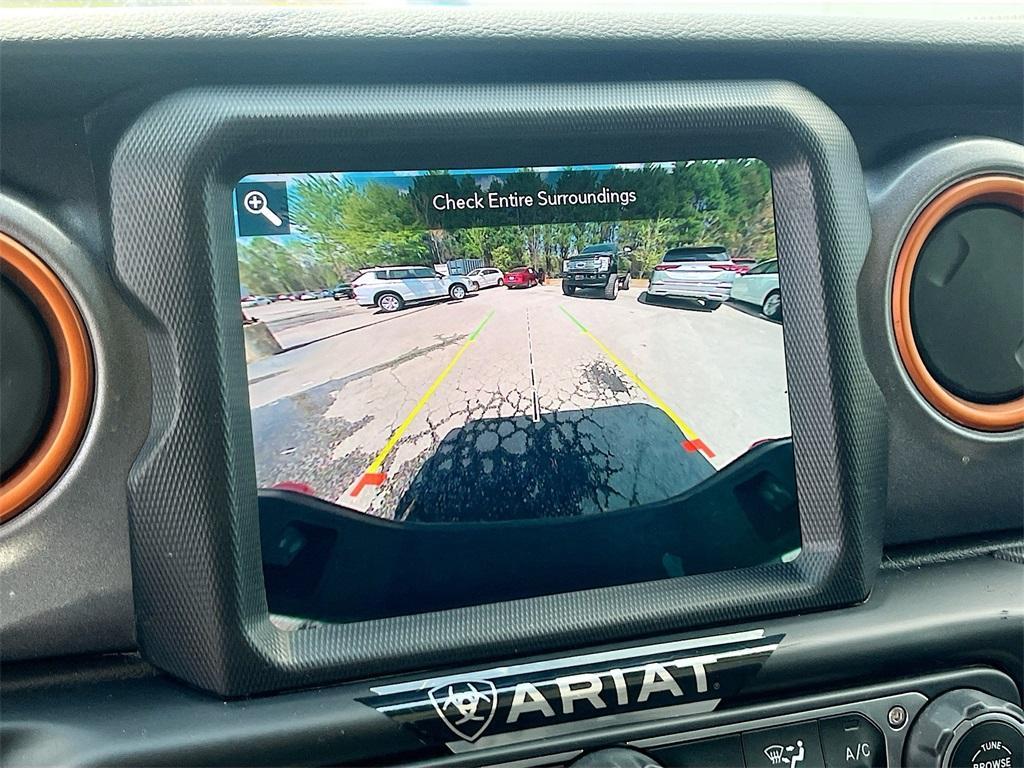 used 2023 Jeep Gladiator car, priced at $35,991