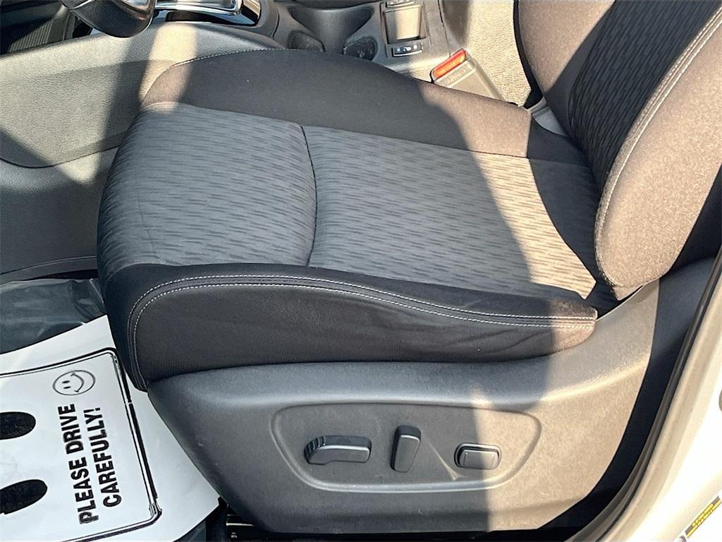 used 2020 Nissan Rogue car, priced at $15,610