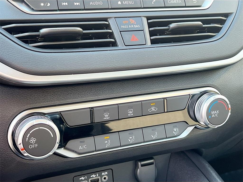 new 2025 Nissan Altima car, priced at $26,018