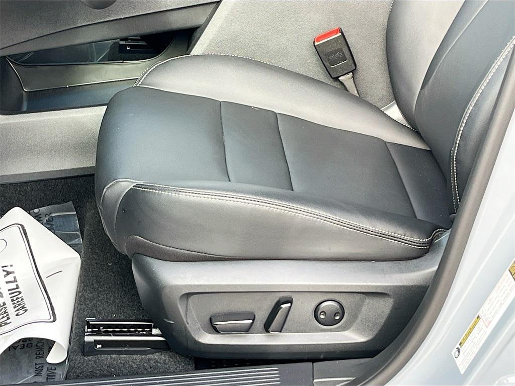 used 2024 Nissan Rogue car, priced at $31,737