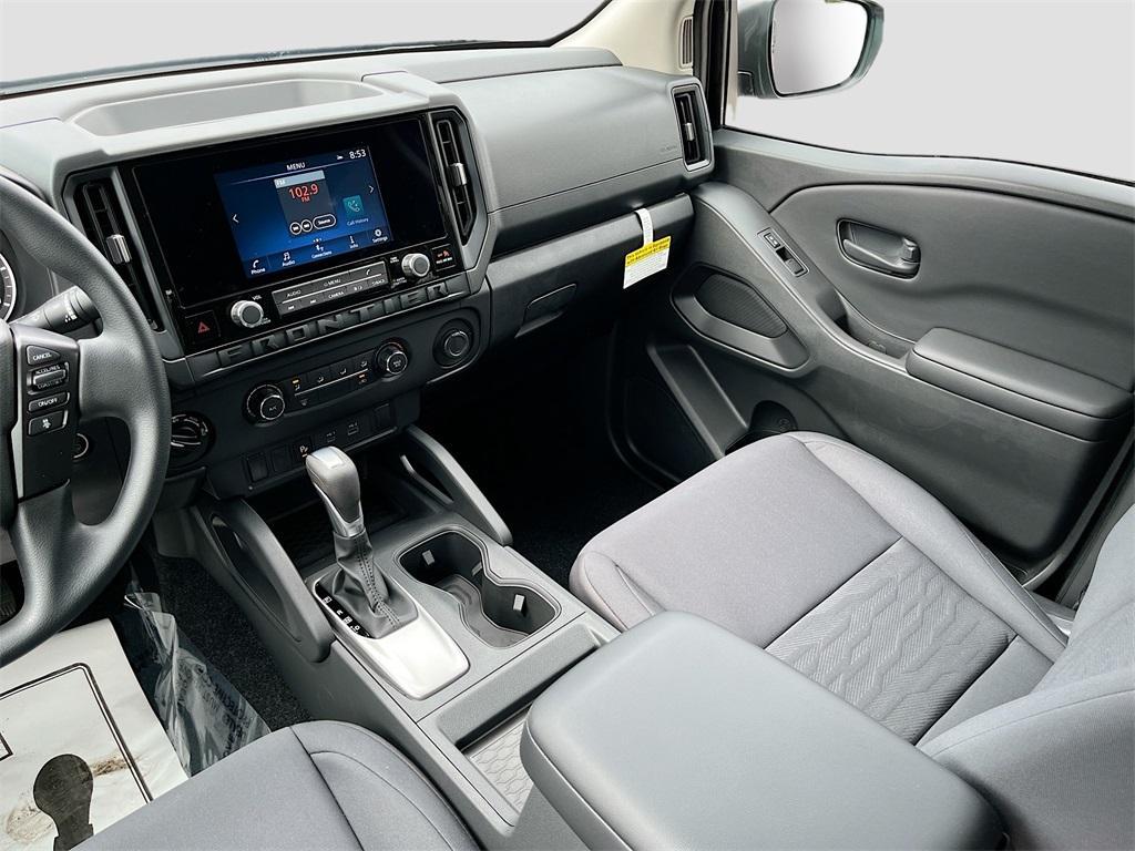 new 2025 Nissan Frontier car, priced at $34,014