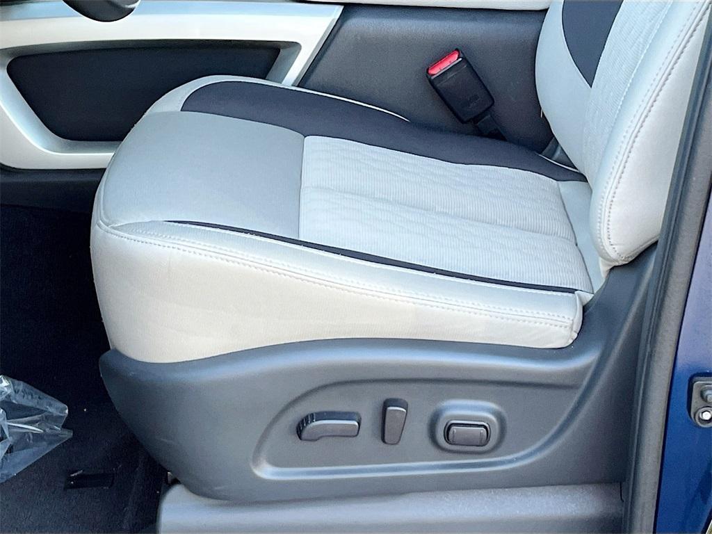 used 2024 Nissan Titan car, priced at $38,999