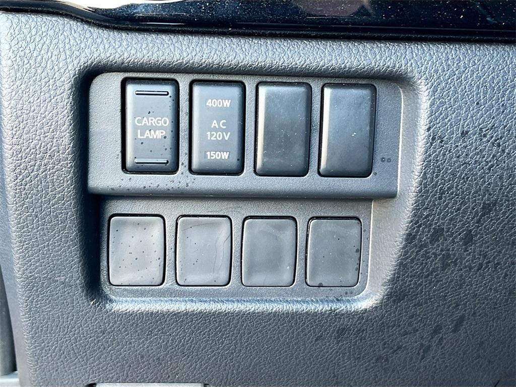 used 2024 Nissan Titan car, priced at $38,999