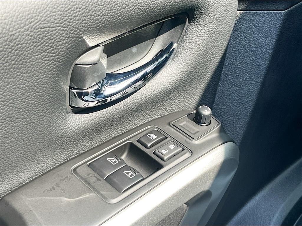 new 2024 Nissan Titan car, priced at $49,195