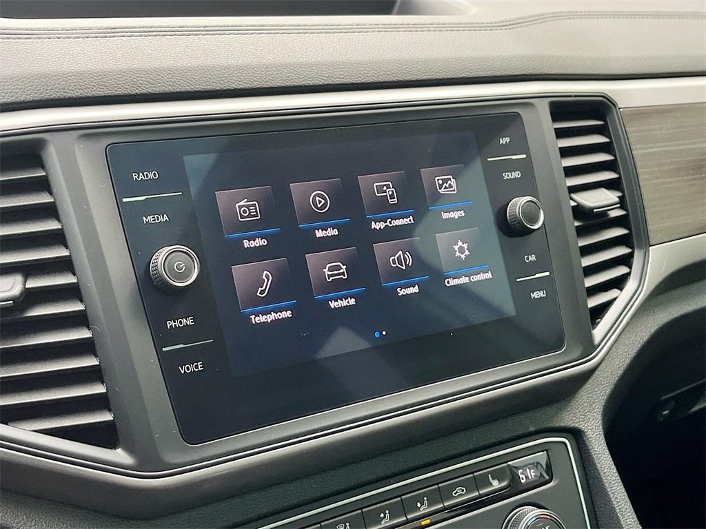 used 2020 Volkswagen Atlas car, priced at $18,131