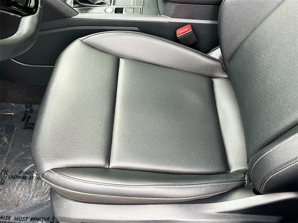 used 2020 Volkswagen Atlas car, priced at $18,131