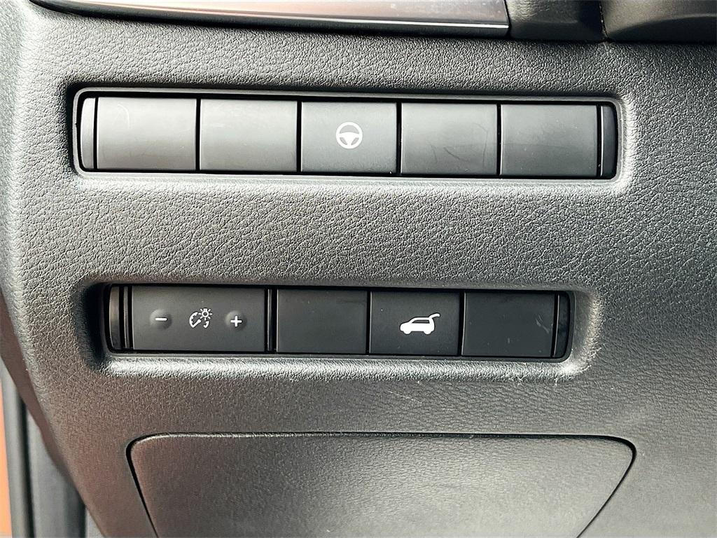 used 2021 Nissan Rogue car, priced at $23,184