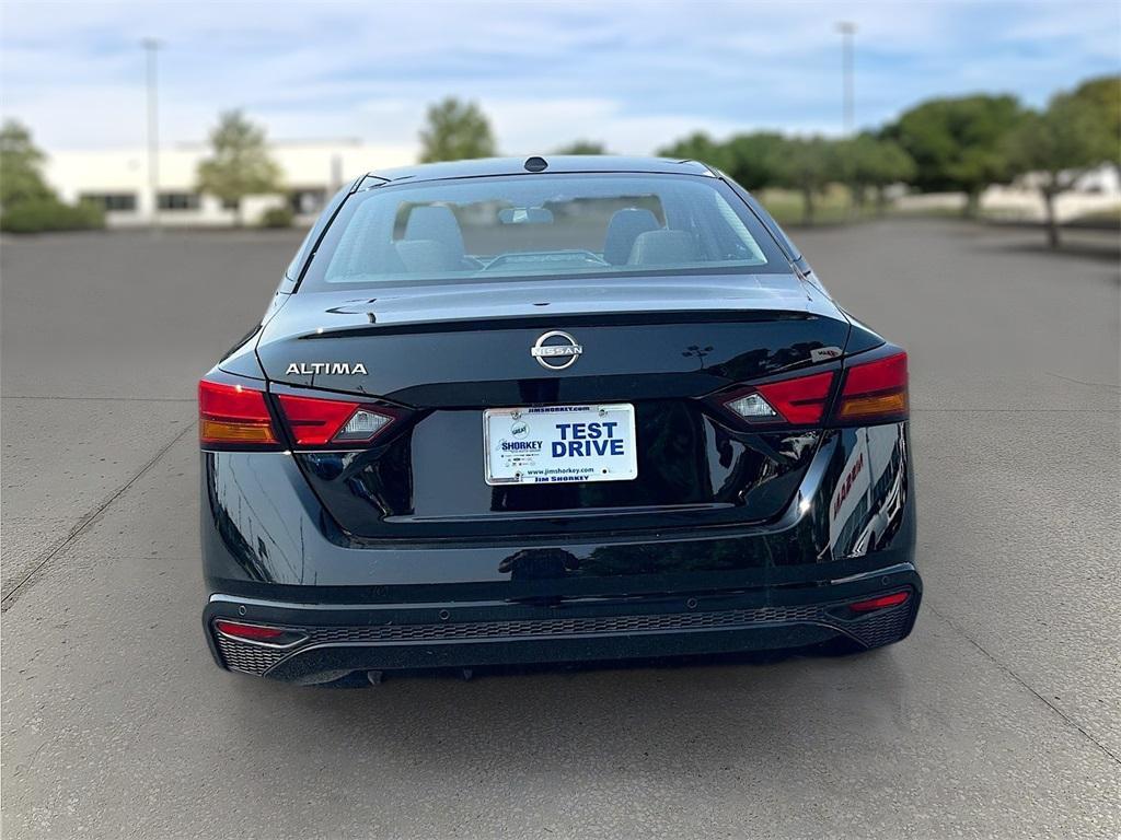 new 2025 Nissan Altima car, priced at $26,301