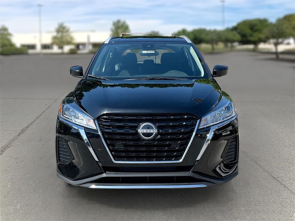 used 2023 Nissan Kicks car