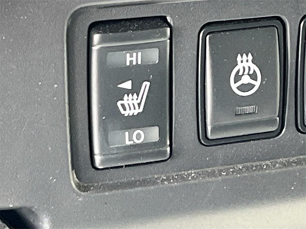 used 2024 Nissan Frontier car, priced at $31,086