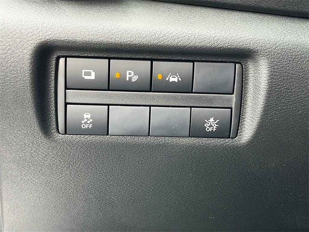 new 2025 Nissan Versa car, priced at $20,037