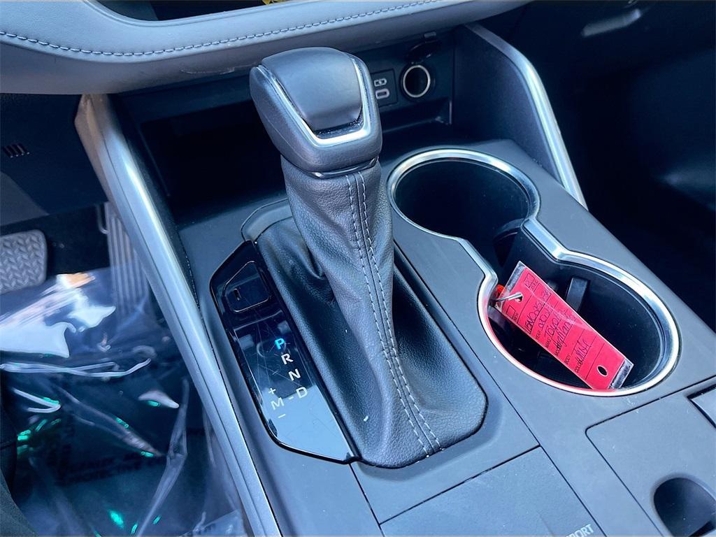 used 2023 Toyota Highlander car, priced at $34,909