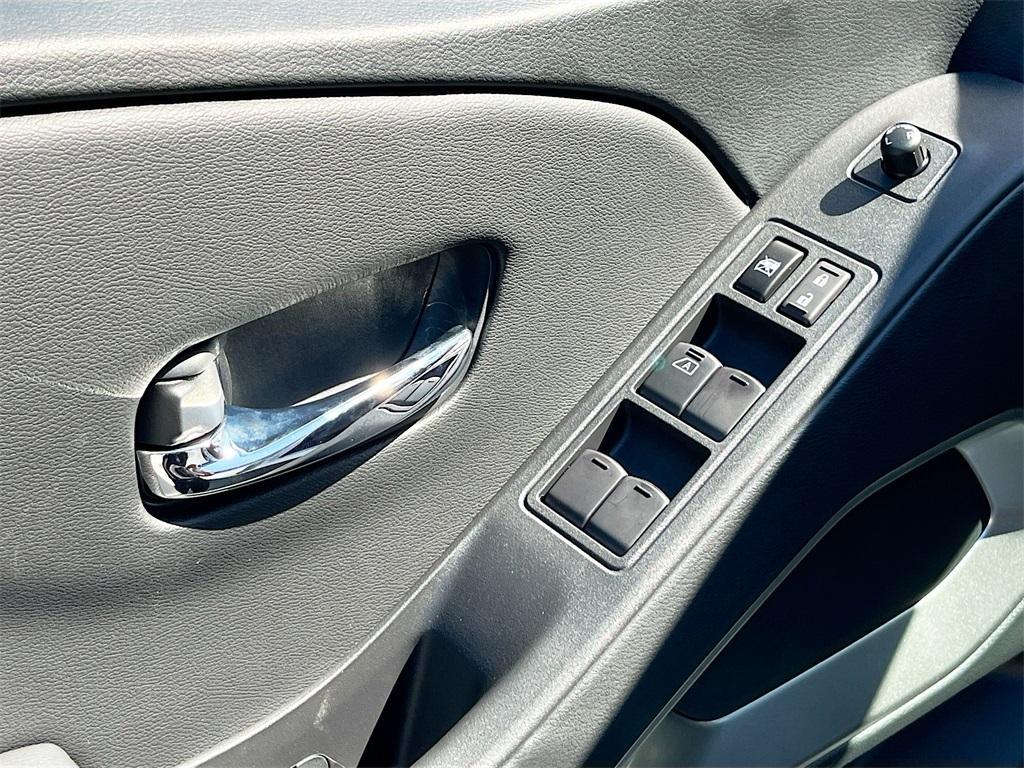 new 2025 Nissan Frontier car, priced at $38,440