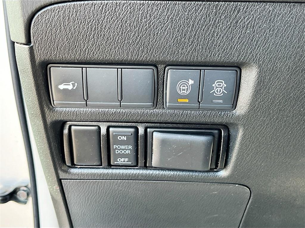 used 2020 Nissan Armada car, priced at $18,100