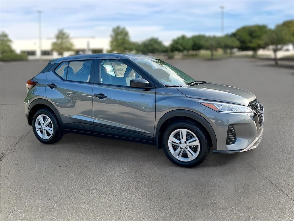 new 2025 Nissan Kicks Play car, priced at $22,934