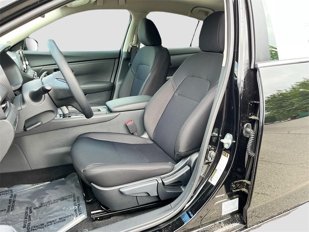 new 2025 Nissan Sentra car, priced at $21,694