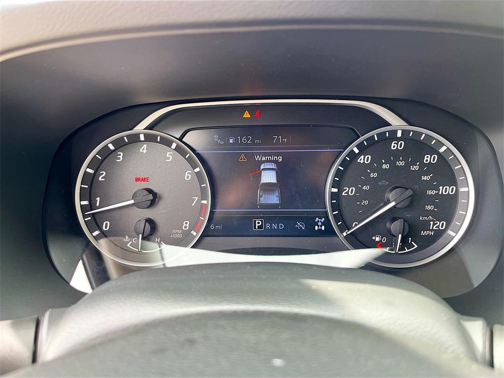 new 2025 Nissan Frontier car, priced at $39,104