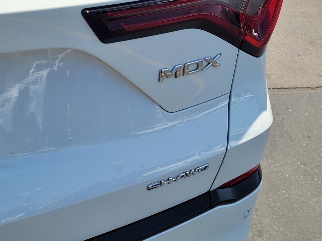 used 2023 Acura MDX car, priced at $44,396