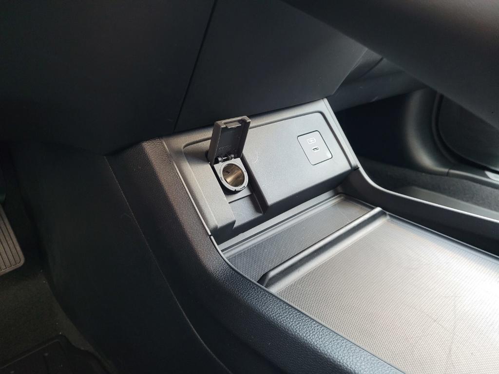 used 2025 Acura RDX car, priced at $44,166