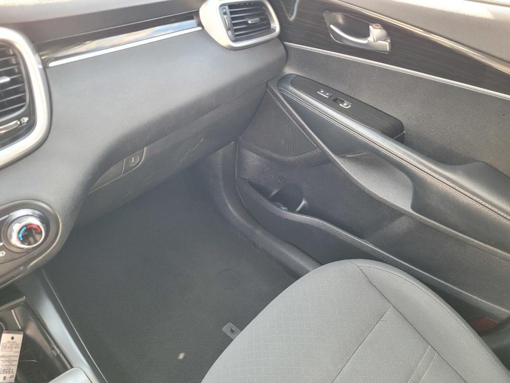 used 2020 Kia Sorento car, priced at $16,966