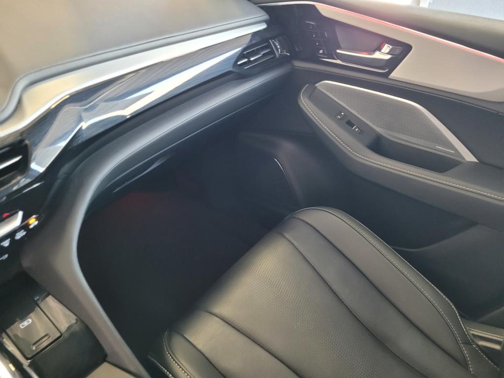used 2025 Acura MDX car, priced at $47,966