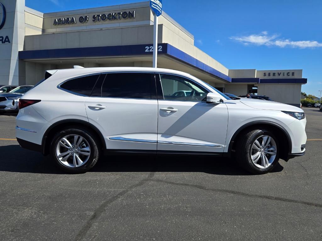 new 2025 Acura MDX car, priced at $55,350