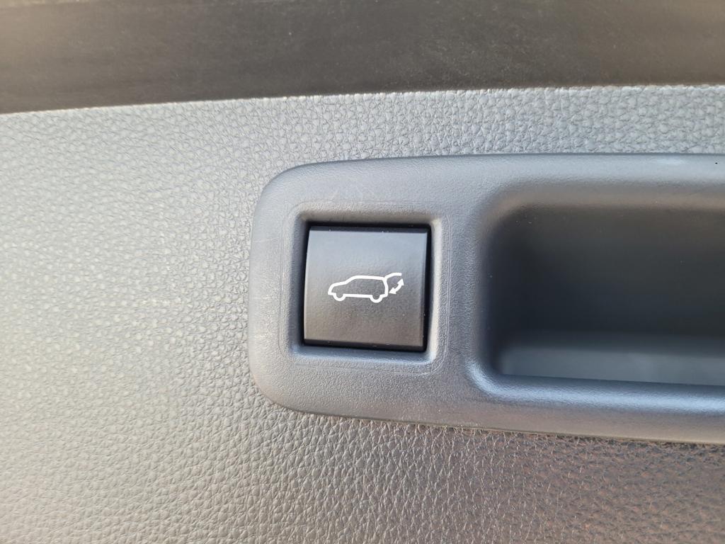 used 2023 Toyota Highlander car, priced at $42,206