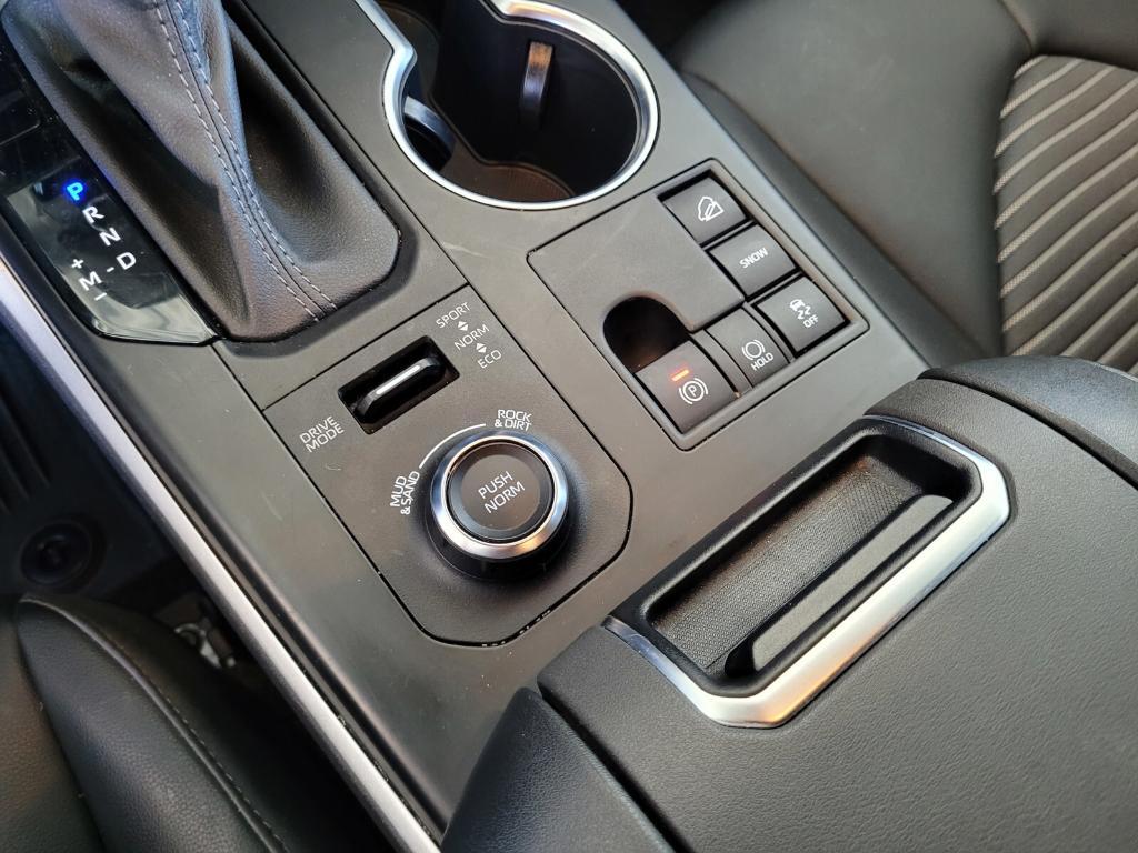 used 2023 Toyota Highlander car, priced at $42,206